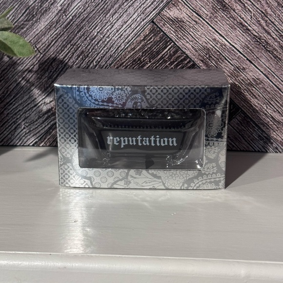 TAYLOR SWIFT Bathtub Rhinestone Reputation Ornament 2025 Holiday Collection🎄NEW - Picture 2 of 5